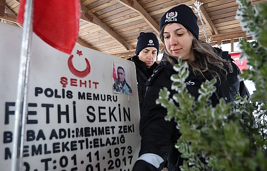 Şehit Polisimiz Fethi Sekin, Elazığ'daki kabri başında anıldı