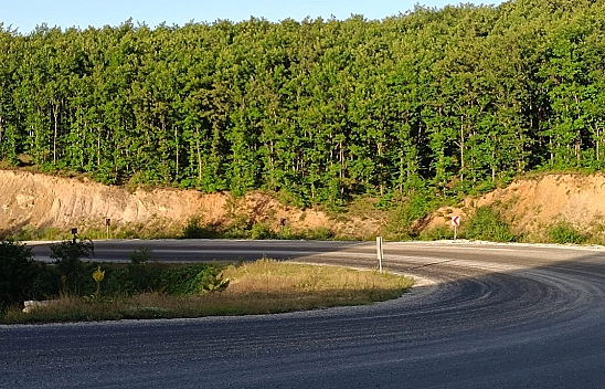 Sıcaktan Asfalt Eridi Görenler Şaşkına Döndü
