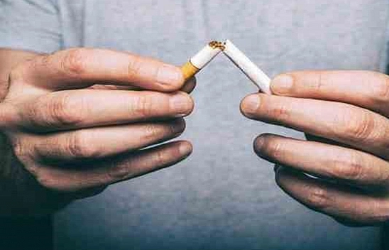 Sigarayı bıraktıracak haber: İlk gruba zam geldi bile!