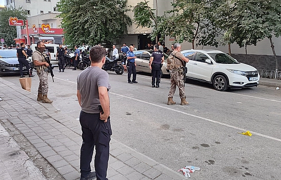 Silahlı kavga: 3 yaralı