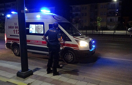 Silahlı kavga kanlı bitti: 2 yaralı
