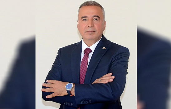 Siyasi ikbal hesapları istifa getirdi