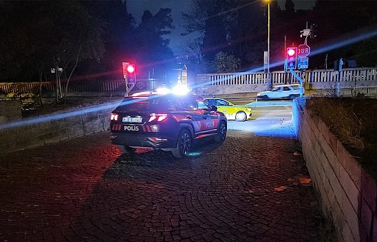 Surlarda erkek cesedi bulundu