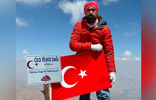 Tarık Aksakal'dan Elbrus'un Ardından Cilo Reşko zirvesi