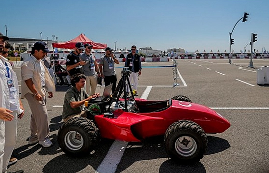TEKNOFEST 2026'da Robotaksi heyecanı: Otonom araçlar finalde