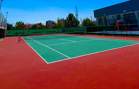Tenis kortlarına modern dokunuş