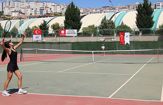 Tenis Türkiye Takımlar Şampiyonası Elazığ'da