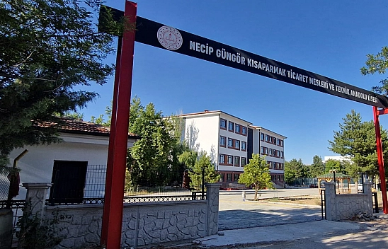 Tercih döneminde öğrencilere büyük müjde: İletişim Lisesi kendi binasına taşındı
