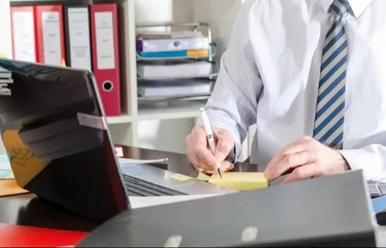 Ticaret Bakanlığı'ndan büyük fırsat: Memur ve sözleşmeli personel alımı başlıyor!