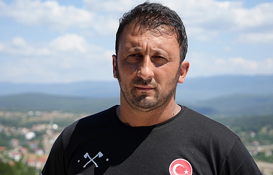 Trafikte Tartıştığı 3 Kişiyi Döve Döve Hastanelik Etti, Açıklaması Bir Hayli İlginç!