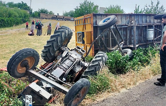 Traktör Devrildi: 1 Yaralı
