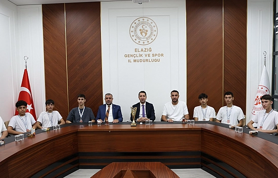 Transfer yok, öz kaynak var: gençlik ve spor kulübü hokey takımından başarı