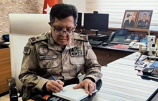 Tunceli'de Jandarma ve Milli Eğitim iş birliğiyle 'Munzur'dan Sayfalara Yolculuk' Projesi