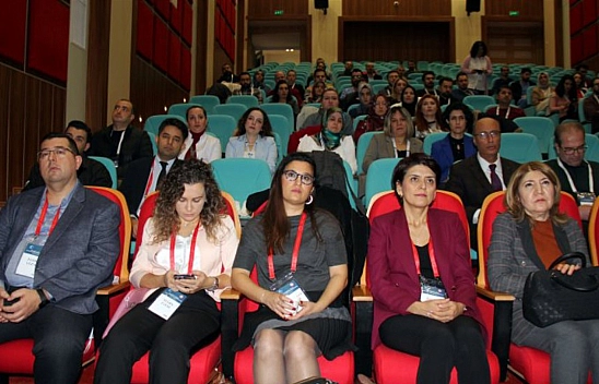 Türk Anesteziyoloji ve Reanimasyon Derneği Tarafından Teorik ve Uygulamalı  Düşük Akım Anestezi Kursu Eğitimi Verildi