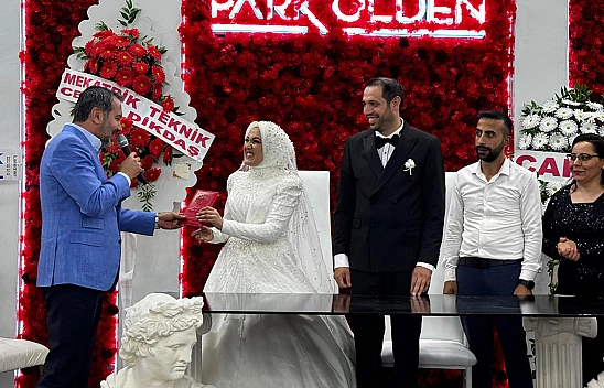 Türkan ve Engez Çifti Dünya Evine Girdi