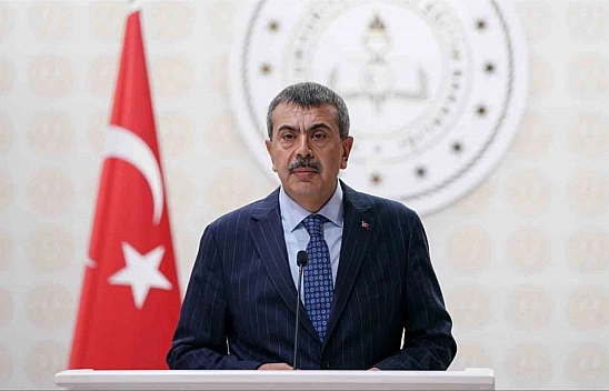 Türkçe ve edebiyat derslerinde geçme notu 70 oldu