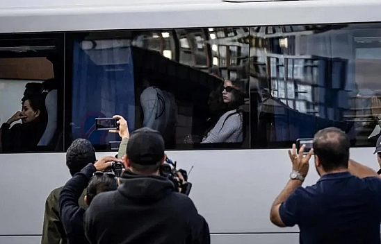 Ünlülere uyuşturucu operasyonu: 8 isimde uyuşturucu tespit edildi