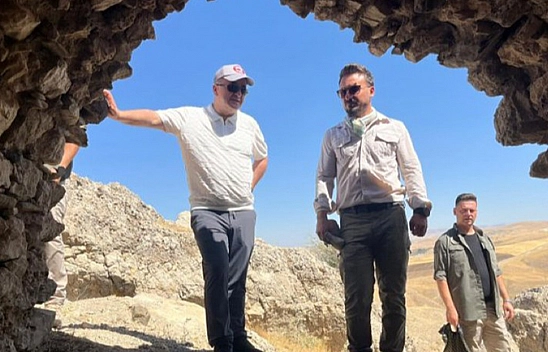 Vali Hatipoğlu, kazı çalışmalarını inceledi