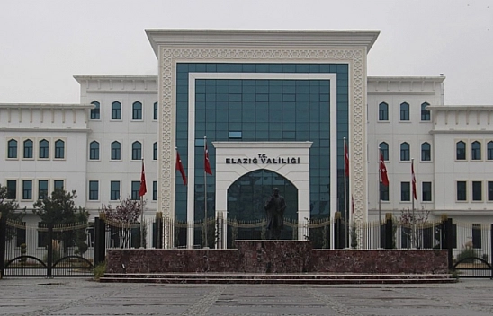 Vali Hatipoğlu'ndan depreme ilişkin açıklama