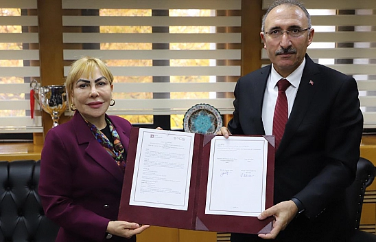 Yasemin Açık'tan Fırat Üniversitesi'ne büyük destek