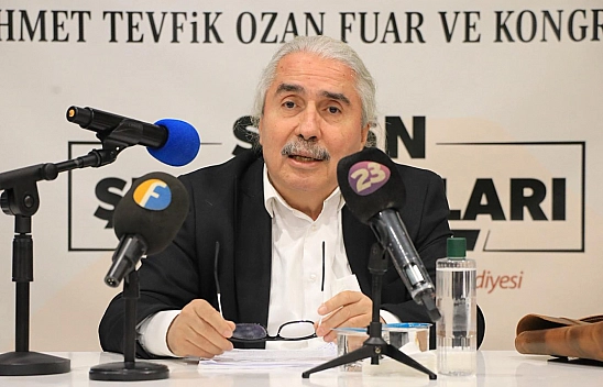 Yazarlar Adnan Güneş Ve Ahmet Turgut, okurları ile Elazığ'da buluştu