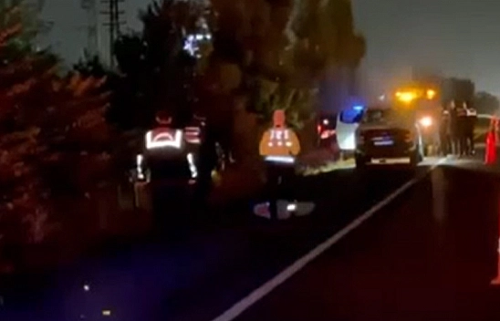 Yol kenarında bir kişinin cansız bedeni bulundu