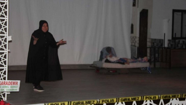 'Kadın için' oyununa ilgi