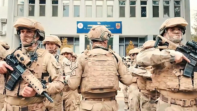 1 Milyar TL'lik dolandırıcılık çetesi çökertildi