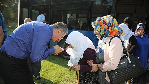 Başkan Yanılmaz, huzurevi sakinleriyle bir araya geldi