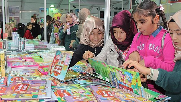 ZİYARETÇİ SAYISI 50 BİNİ GEÇTİ