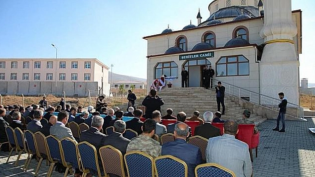 ELAZIĞ'DA ŞEHİTLER CAMİİ AÇILDI