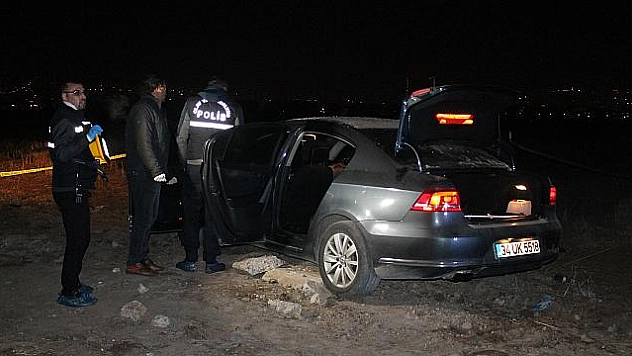 ARACIYLA SEYİR HALİNDEYKEN İNTİHAR ETTİ