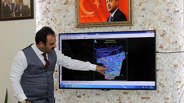 HALKIMIZIN HİZMETKÂRIYIZ 