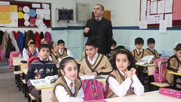 131 BİN ÖĞRENCİ DERS BAŞI YAPTI