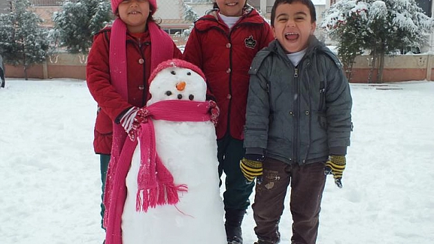 TATİL ÇOCUKLARI SOKAĞA DÖKTÜ !