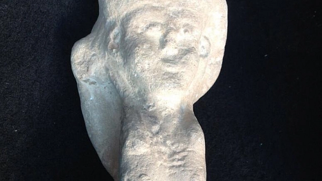 ŞÜPHE ÜZERİNE DURDURULAN ARAÇTAN TARİHİ ESER ÇIKTI