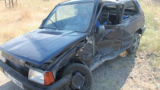 ELAZIĞ'DA TRAFİK KAZASI: 3 YARALI