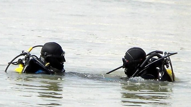 OTOMOBİLLE SUYA DÜŞEN GENCİN CESEDİ 3 GÜN SONRA BULUNDU