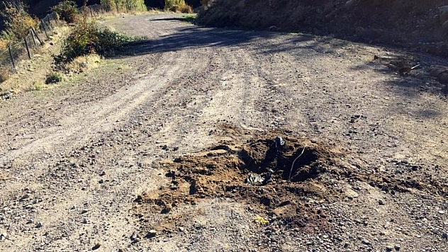 YOLA DÖŞENEN PATLAYICI İMHA EDİLDİ