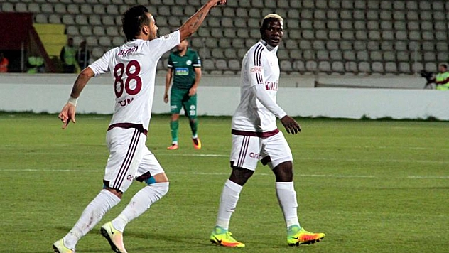 EFSANE GERİ DÖNÜYOR! 2-0