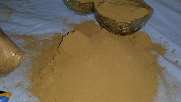 6 KİLO ESRAR ELE GEÇİRİLDİ