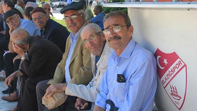 ÜLKEMİZE  HAYIRLI OLSUN