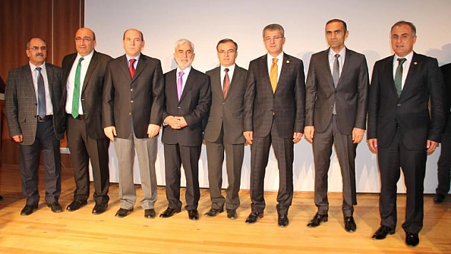 AK PARTİ ELAZIĞ MİLLETVEKİLLERİ MAZBATALARINI ALDI