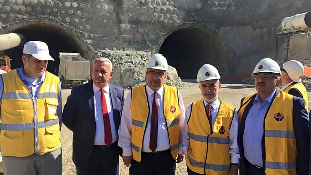 KÖMÜRHAN TÜNELLERİ HARPUT'A BAKAR!