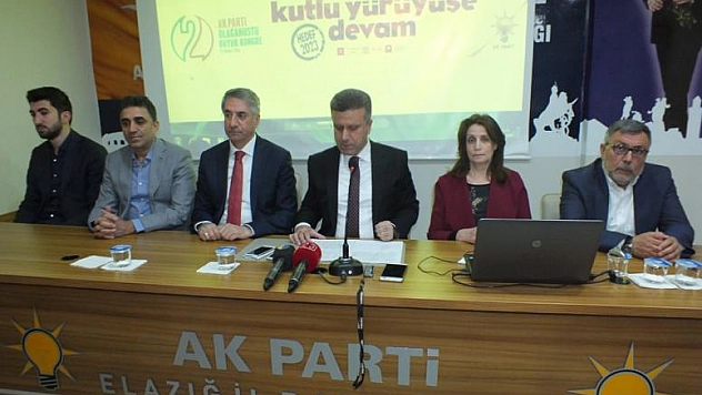 Ak Parti'den 'Kutlu Yürüyüşe Devam' 