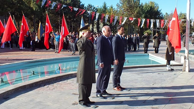 Atatürk'ün Elazığ'a Gelişinin 79. Yılı Törenlerle Kutlandı !