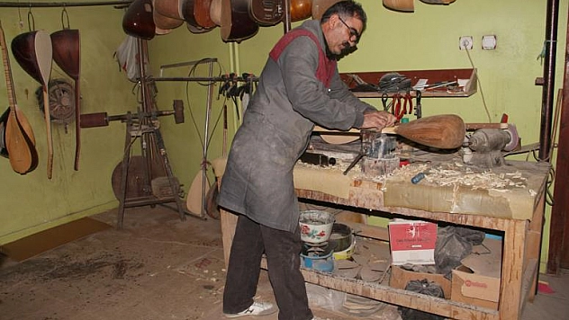 ÜRETTİĞİ BAĞLAMALARI DÜNYAYA İHRAÇ EDİYOR 