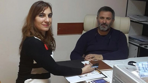 KENDİ KÜÇÜK İŞLEVİ BÜYÜK TİROİD BEZİ!