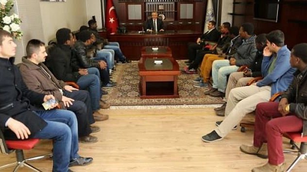Başkan Yanılmaz'a Togolu Gençlerden Ziyaret