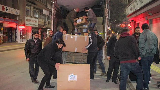 BAYIRBUCAK TÜRKMENLERİNE 2 TIR YARDIM YOLA ÇIKTI